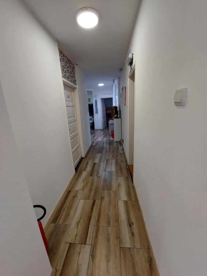 Hostel Inn Downtown Belgrade Luaran gambar