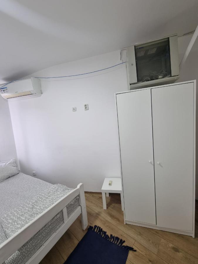 Hostel Inn Downtown Belgrade Luaran gambar