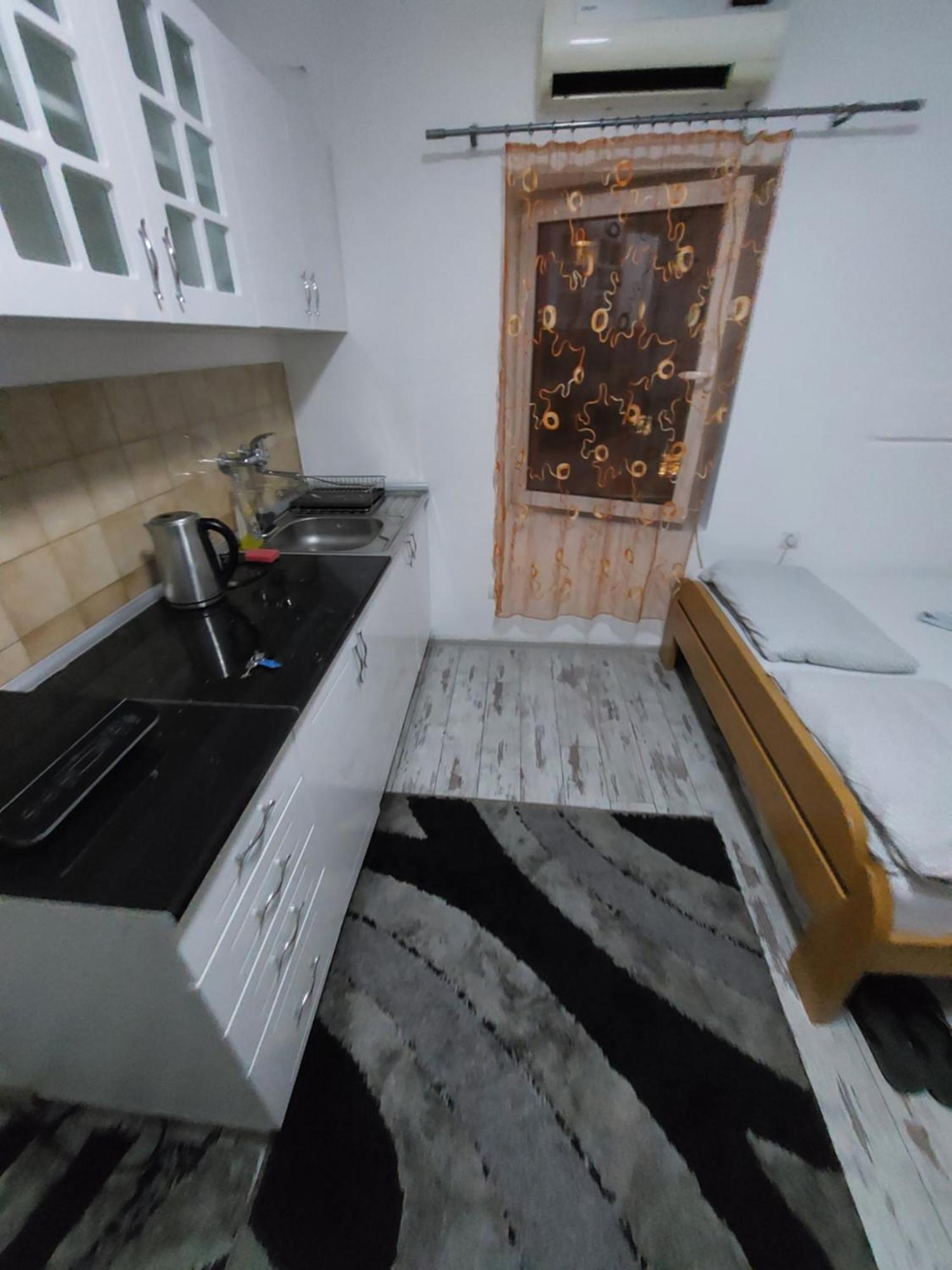 Hostel Inn Downtown Belgrade Luaran gambar