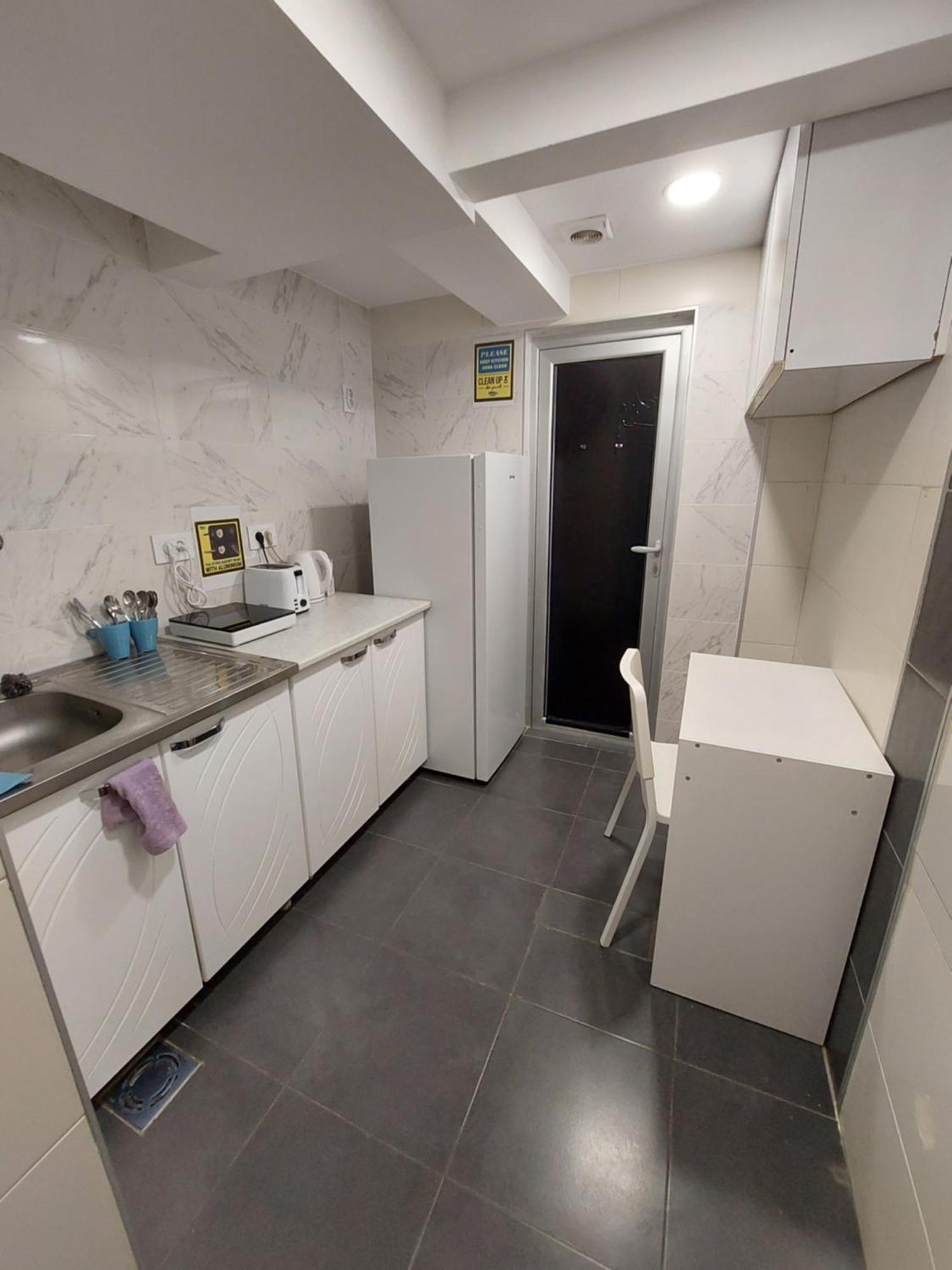 Hostel Inn Downtown Belgrade Luaran gambar